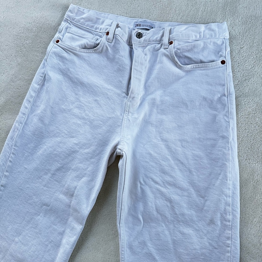 White Jeans
